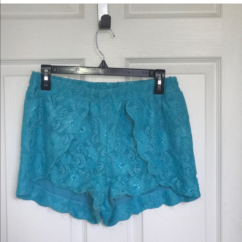Boutique Lace spring shorts
